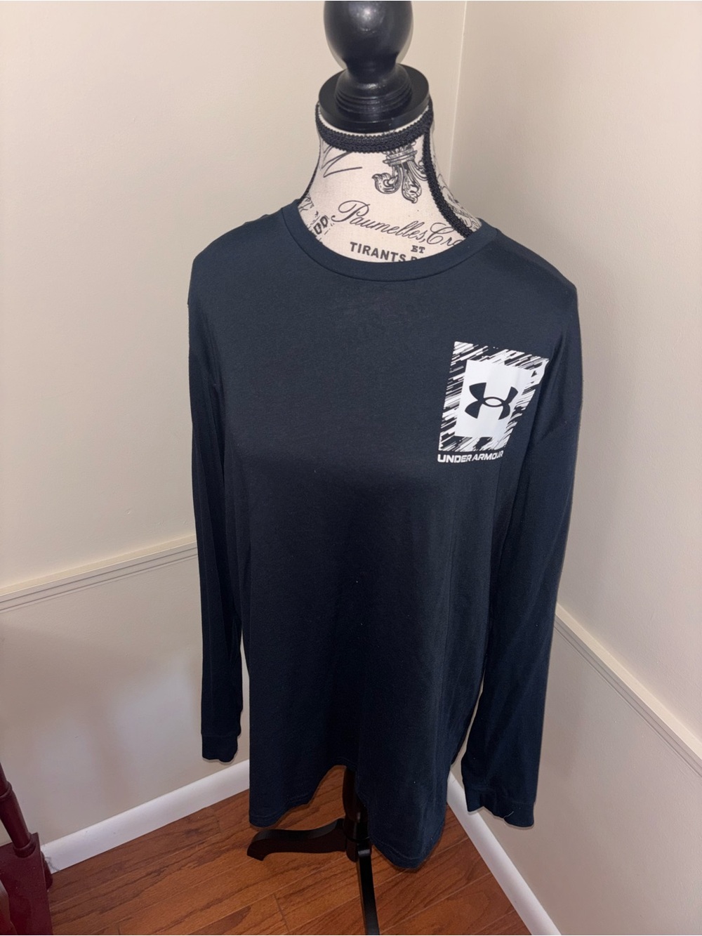 Under Armour Men’s Long Sleeve Black Logo Pocket Tee
